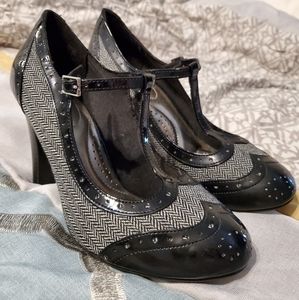 40's -50's styled heels